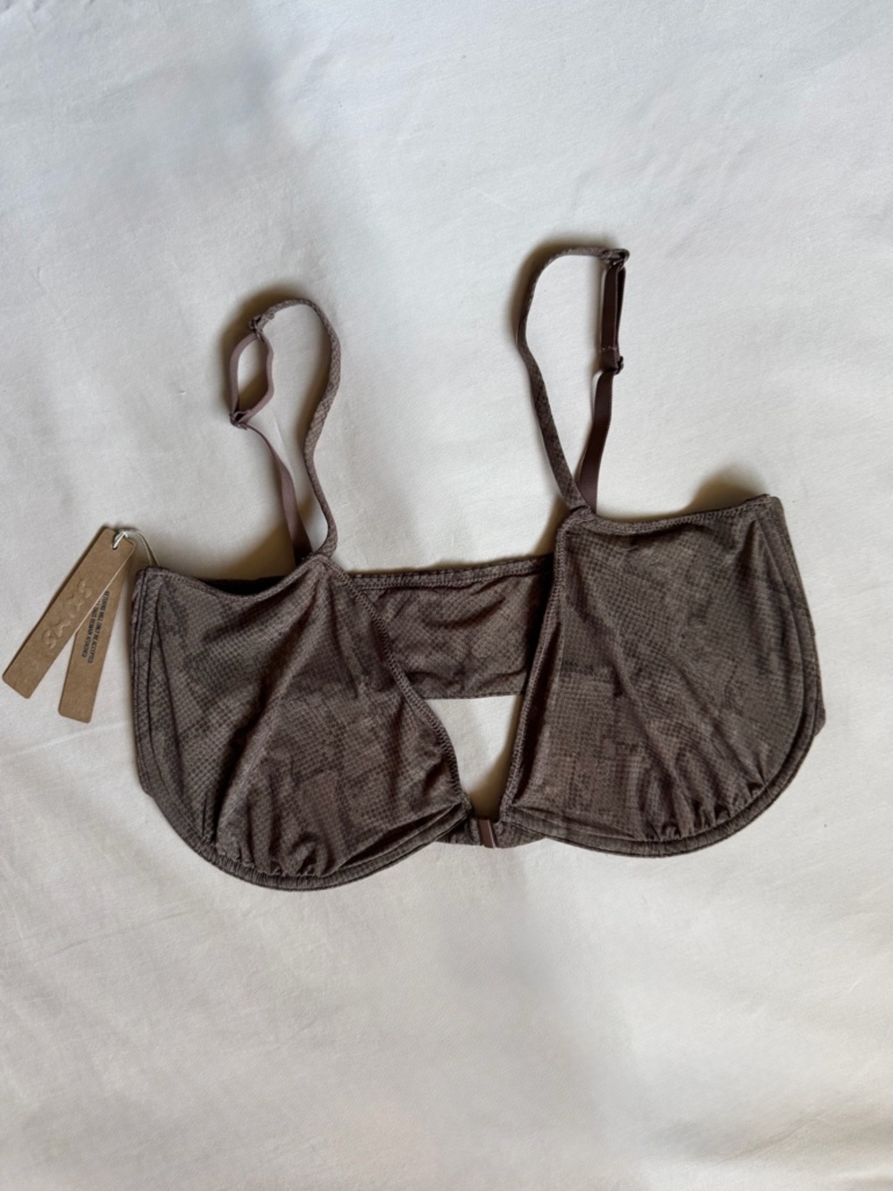 SKIMS Jasper Snake Print Milky Sheer Front Close Bra Size 40D Neutral Mesh